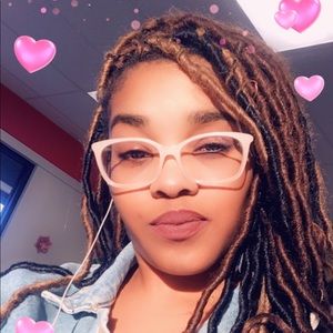 Meet your Posher, Mimi